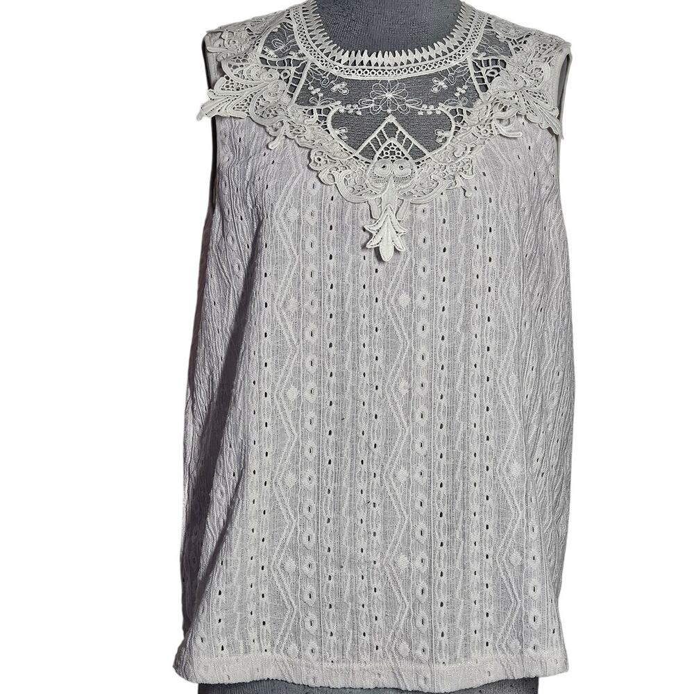 Sleeveless Lace Detail Blouse Size Large